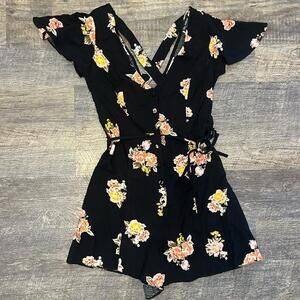 Miss Selfridge Floral Romper Size 2 NWT Black Button Down Flowers Small Belted